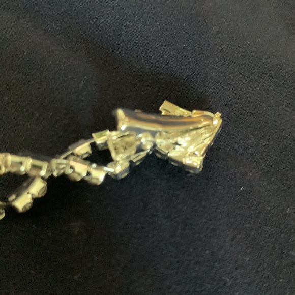 RHINESTONE SWEATER KEEPER - Picture 7 of 12